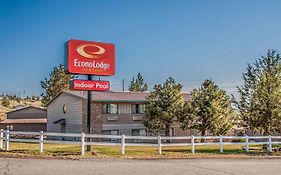 Econo Lodge Inn & Suites Madras Chateau Inn